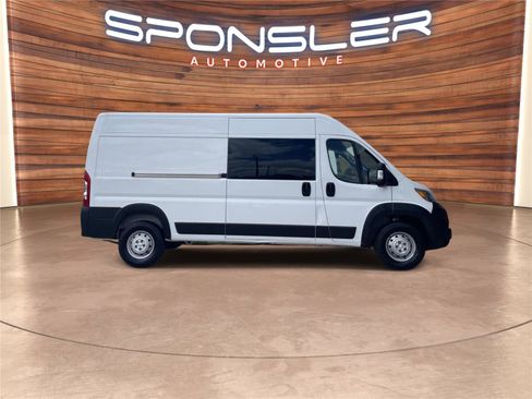 Used 2023 RAM ProMaster 2500 w/ Premium Appearance Group FWD image 8