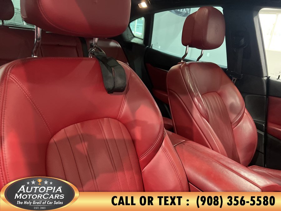Used 2019 Maserati Levante AWD/4WD image 14
