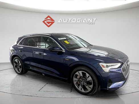 Used 2022 Audi e-tron Premium Plus w/ Premium Plus Package image 6