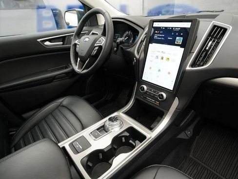 Certified 2024 Ford Edge SEL w/ Convenience Package AWD/4WD image 23