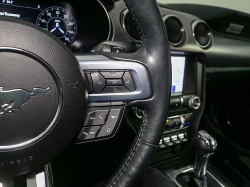 Used 2022 Ford Mustang GT Premium image 28