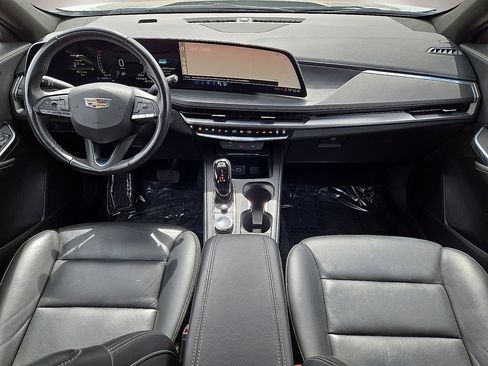 Used 2024 Cadillac XT4 Premium Luxury AWD/4WD image 17