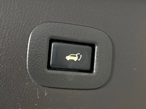 Used 2020 Nissan Armada SL w/ Premium Package AWD/4WD image 42