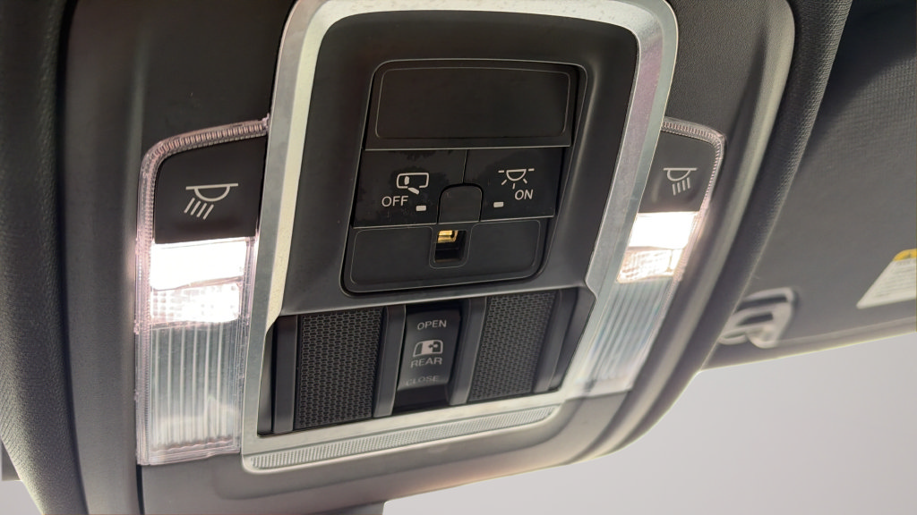 Used 2019 RAM 1500 Sport w/ Level 2 Equipment Group AWD/4WD image 18