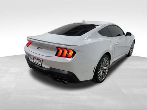 Used 2024 Ford Mustang GT Premium image 7