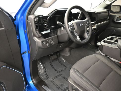 Certified 2026 Chevrolet Silverado 1500 RST image 12