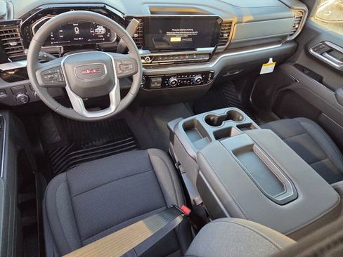 New 2026 GMC Sierra 1500 SLE w/ Preferred Package image 10