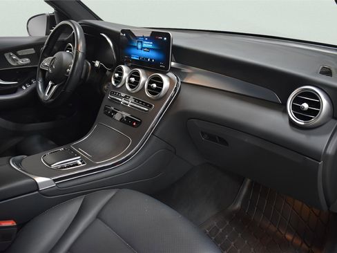 Used 2022 Mercedes-Benz GLC 300 4MATIC image 19