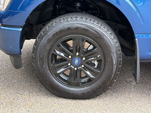 Used 2022 Ford F150 XL w/ STX Black Appearance Package AWD/4WD image 9