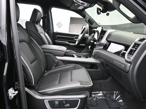 Used 2025 RAM 1500 Laramie w/ Night Edition image 51