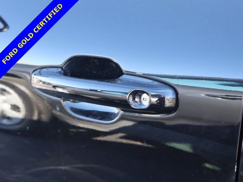 Certified 2025 Ford Escape ST-Line image 19