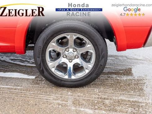 Used 2015 RAM 1500 Laramie w/ Convenience Group image 12