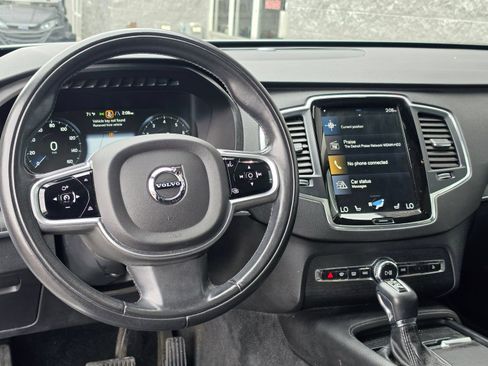 Used 2020 Volvo XC90 T6 Momentum AWD/4WD image 10