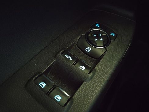 Used 2018 Ford EcoSport SE image 27