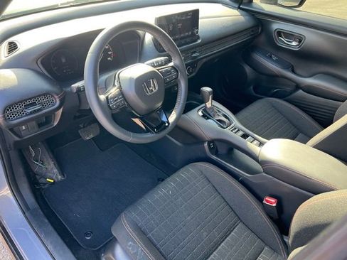 Used 2025 Honda HR-V Sport image 13