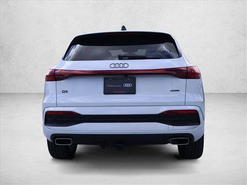 Certified 2025 Audi Q5 Premium w/ Premium Plus AWD/4WD image 8