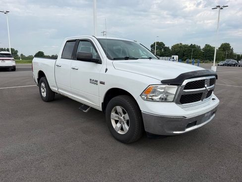 Used 2014 RAM 1500 Classic SLT AWD/4WD image 3