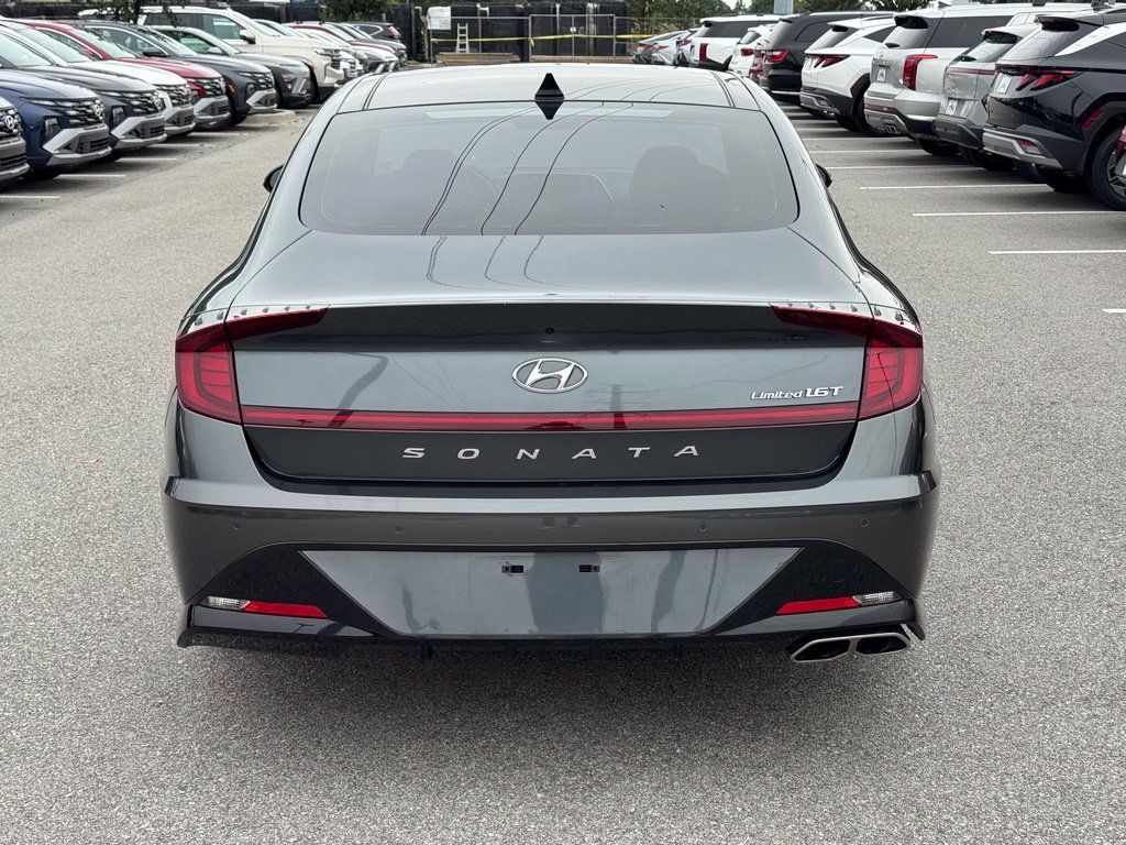 Used 2022 Hyundai Sonata Limited FWD image 12