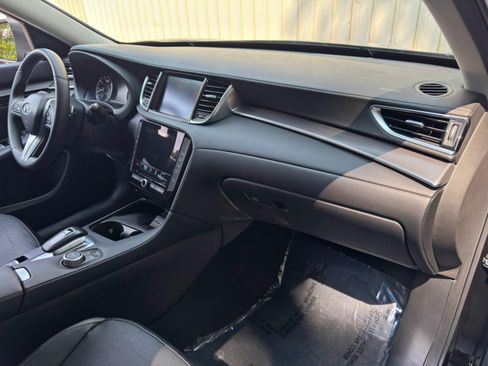 Used 2023 INFINITI QX50 Luxe FWD image 14
