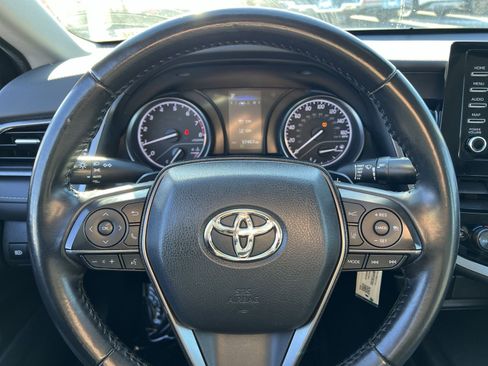 Used 2023 Toyota Camry SE image 16
