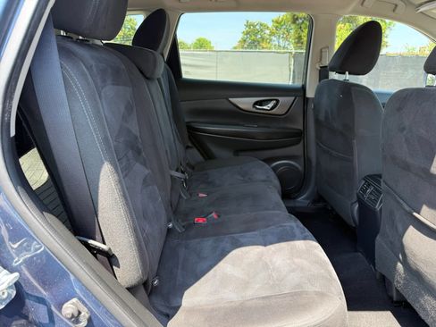 Used 2015 Nissan Rogue SV AWD/4WD image 20