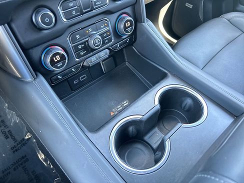 Used 2023 Chevrolet Tahoe Z71 w/ Z71 Off-Road Package image 11