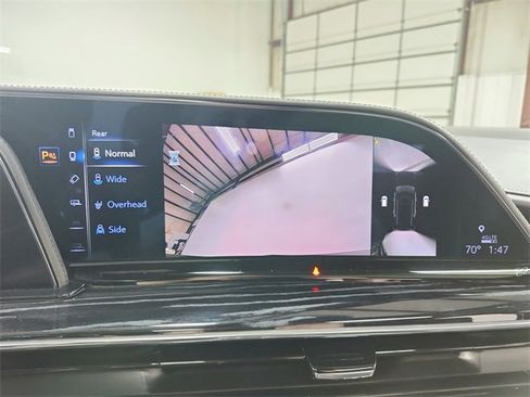 Used 2023 Cadillac Escalade Sport image 32