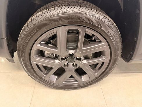 New 2026 Jeep Compass Limited image 14