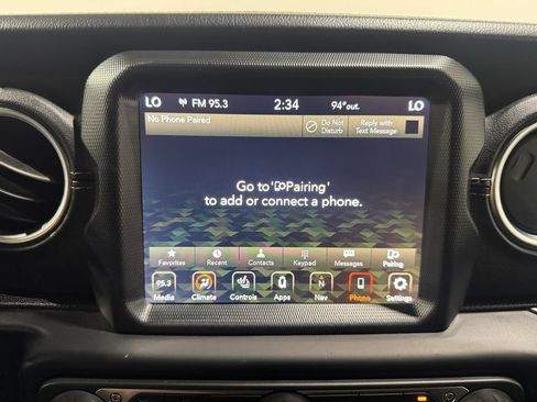 Used 2019 Jeep Wrangler Unlimited Sahara w/ Uconnect 4C Nav & Sound Group AWD/4WD image 42