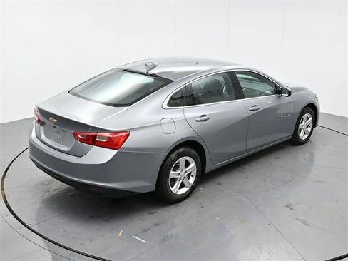 Used 2024 Chevrolet Malibu LT image 38