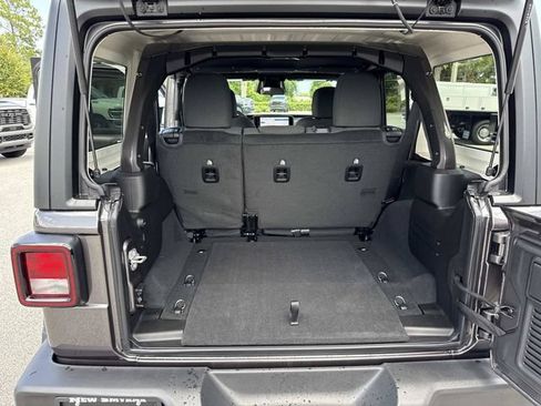 New 2026 Jeep Wrangler Unlimited Sport AWD/4WD image 31