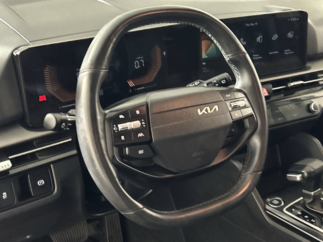 Used 2026 Kia Sportage LX FWD image 14