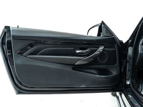 Used 2015 BMW M4 Coupe image 24