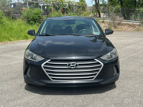 Used 2017 Hyundai Elantra Value Edition w/ Cargo Package FWD image 2