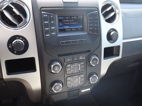 Used 2014 Ford F150 XLT w/ XLT Chrome Package AWD/4WD image 15