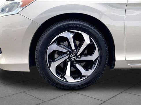 Used 2016 Honda Accord EX-L image 21