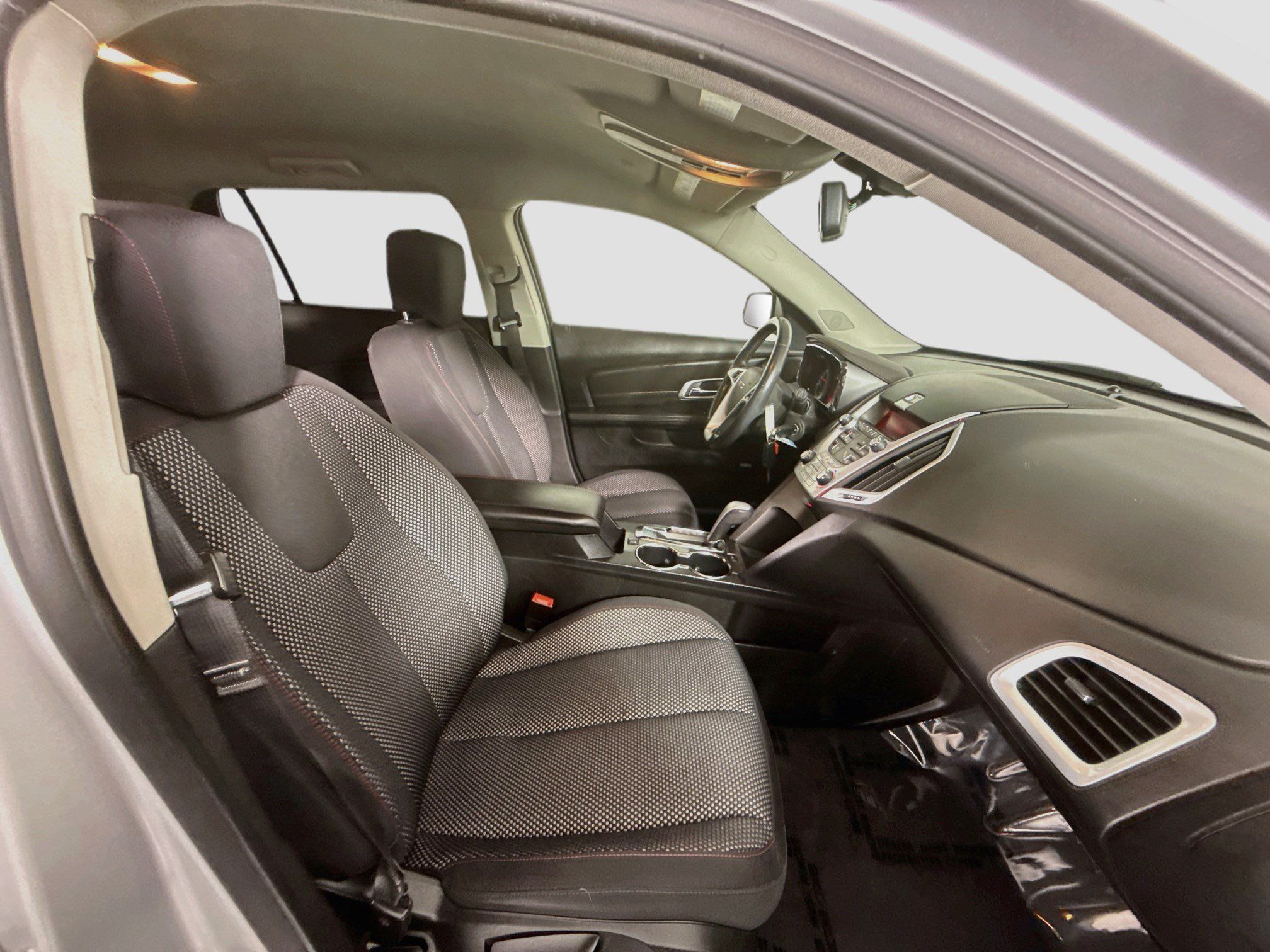 Used 2011 GMC Terrain SLE FWD image 28