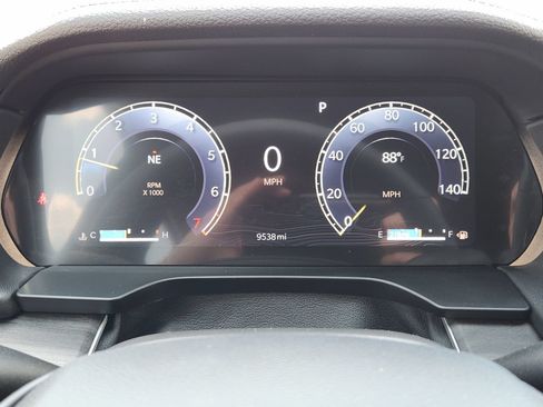 Used 2024 Jeep Grand Cherokee Limited AWD/4WD image 25
