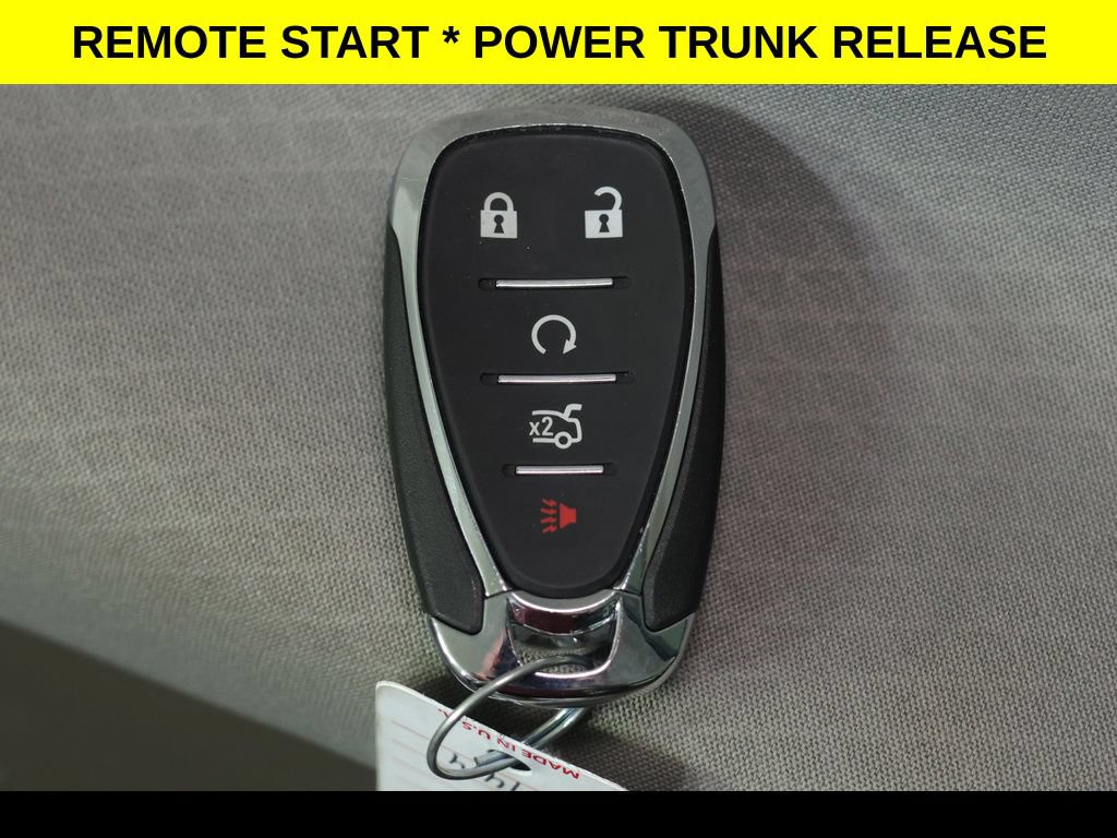 Used 2025 Chevrolet Malibu LT FWD image 9