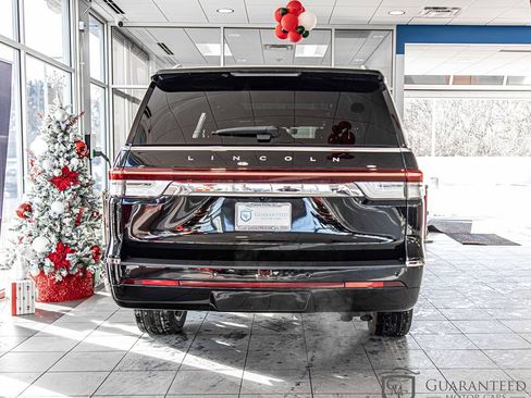 Used 2024 Lincoln Navigator L Reserve image 14