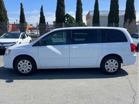 Used 2017 Dodge Grand Caravan SE w/ Power Window Group FWD image 7