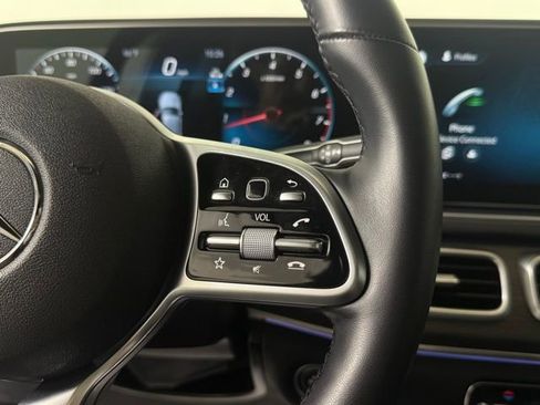 Used 2022 Mercedes-Benz GLE 350 4MATIC w/ Premium Package image 38