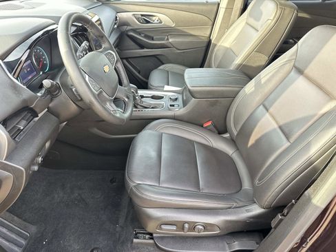 Certified 2023 Chevrolet Traverse LT image 19