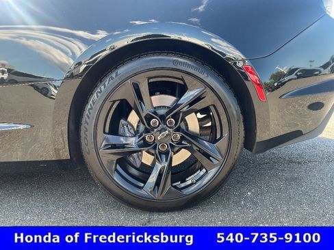 Used 2022 Chevrolet Camaro SS RWD image 11