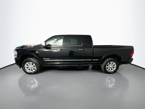 Used 2022 RAM 2500 Limited w/ Towing Technology Group AWD/4WD image 4