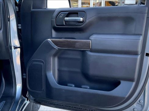 Used 2019 Chevrolet Silverado 1500 LT w/ Texas Edition AWD/4WD image 20