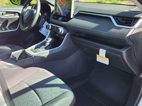 Certified 2025 Toyota RAV4 XLE image 14