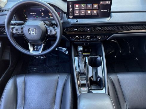 Certified 2023 Honda Accord Touring image 26