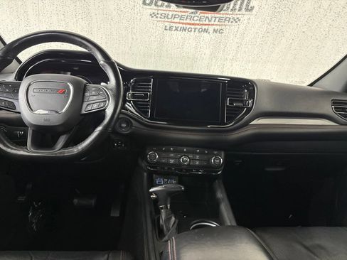 Used 2024 Dodge Durango GT RWD image 25