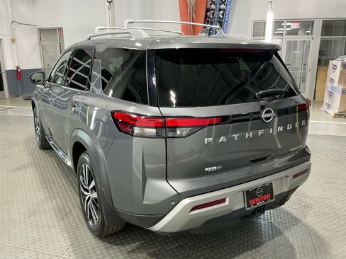 Used 2024 Nissan Pathfinder Platinum w/ Cargo Package image 41